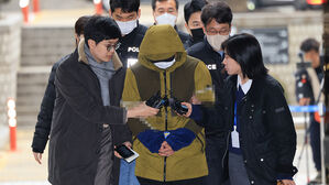 '아내 살해 혐의' 변호사 구속&hellip;법원 "도망할 염려"