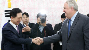김기현 대표와 인요한 혁신위원장 (사진=공동취재, 연합뉴스)