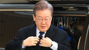 이재명 측 "위증교사 안해"&hellip;공범 "혐의 인정, 재판 빨리 끝내야"