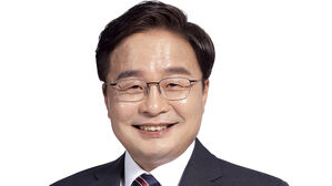 민주 지도부, "은평을 출마" 강원도당위원장에 '주의'