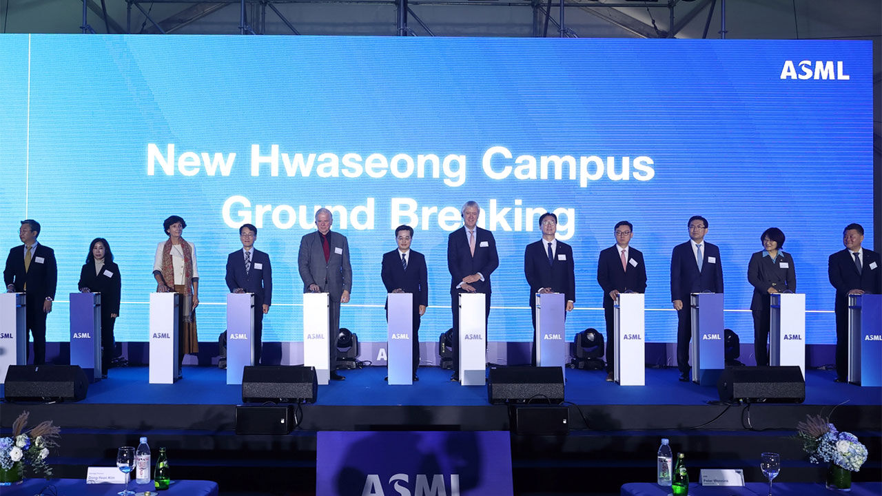 작년 11월 16일 경기도 화성에서 열린 ASML '뉴 캠퍼스' 기공식 (사진=경기도청 제공, 연합뉴스)