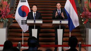 윤 대통령 "반도체 동맹으로 초격차"&hellip;뤼터 "전대미문 협력 관계"