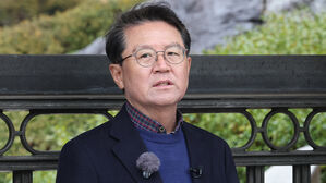 '라임 로비 의혹' 윤갑근 전 고검장 대법서 무죄 확정