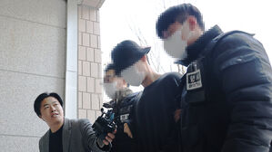 "돈 갚아" 말에 지인 살해, 극단선택 시도한 20대 송치