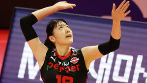 페퍼저축은행 염어르헝, 무릎 수술로 올 시즌 마감