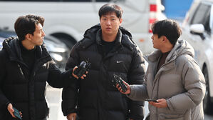 '김하성 공갈' 임혜동 구속영장 신청&hellip;류현진에 수억 뜯어낸 혐의도