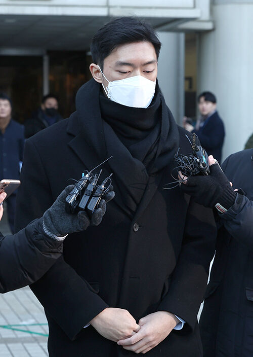 공판 후 법원 나서는 전우원 (사진=연합뉴스)