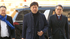 '김용 재판 위증 관여 의혹' 민주당 부대변인 압수수색