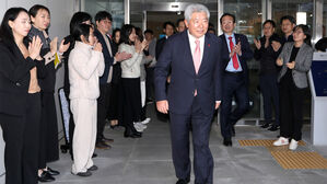 김홍일 방통위원장 후보자, 권익위원장 사퇴