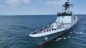 13년 만에 돌아온 천안함&hellip;'46용사' 새기고 서해 지킨다