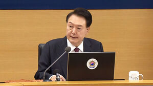 윤 대통령 "국민이 호소하는 불합리한 제도, 즉시 바꿔야"