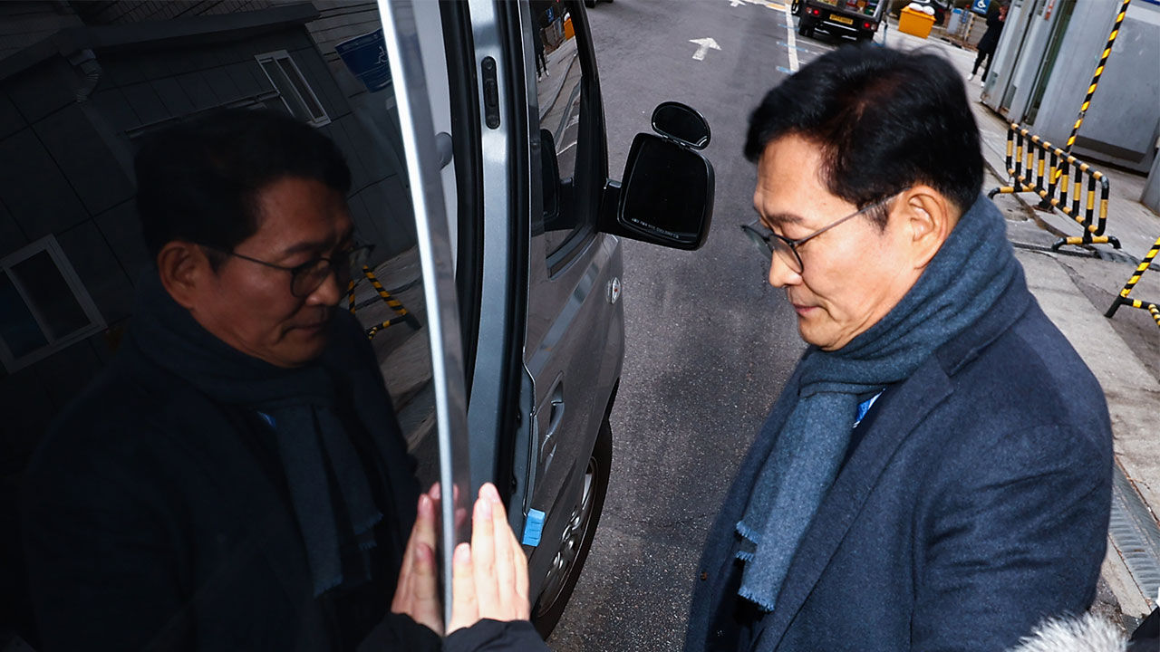 법원 떠나는 송영길 전 대표 (사진=연합뉴스)