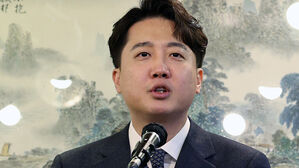 "돼지 눈으로 세상 보면 돼지만 보여"&hellip;이준석, 정치 세력 교체 강조