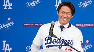야마모토, 역대 MLB 투수 최고 보장액에 다저스 공식 입단