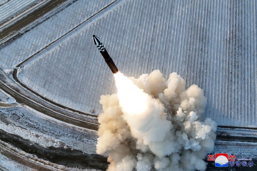 고체연료 ICBM '화성-18형' 미사일