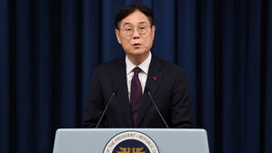 윤 대통령, 취임 20개월 만에 비서실장 교체&hellip;이관섭 내정