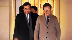 이재명 "탈당이 길은 아닐 것"&hellip;이낙연 "내 갈 길 가겠다"