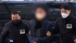 [속보] 경찰, 이재명 대표 급습 피의자 구속영장 신청
