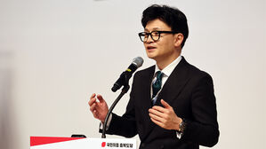 한동훈 "국민 공감 않는 극단적 언행하는 분들, 당에 자리 없어"