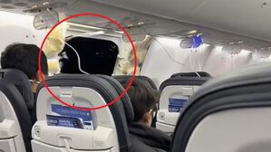 미 항공당국 '동체 구멍' 보잉 737 맥스9 운항 재개 승인