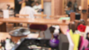 "손주 아프다더니"&hellip;미용실 찾은 할머니 황당 반전