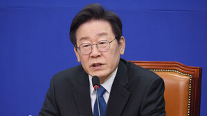 이재명 "윤 대통령, 평화 안전핀 뽑아선 안 돼"