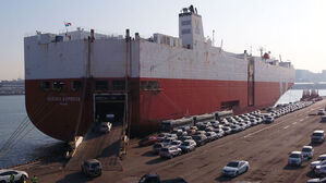 인천항 1분기 중고차 수출 16만 대&hellip;"올해 역대 최대 예상"