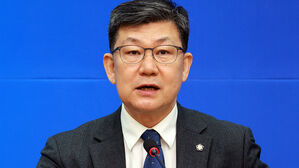'민주 총선 인재 10호' 김남근 변호사&hellip;참여연대 &middot; 민변 출신