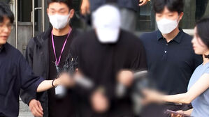'롤스로이스 사망 사건' 운전자 징역 20년&hellip;"증거 인멸 급급"