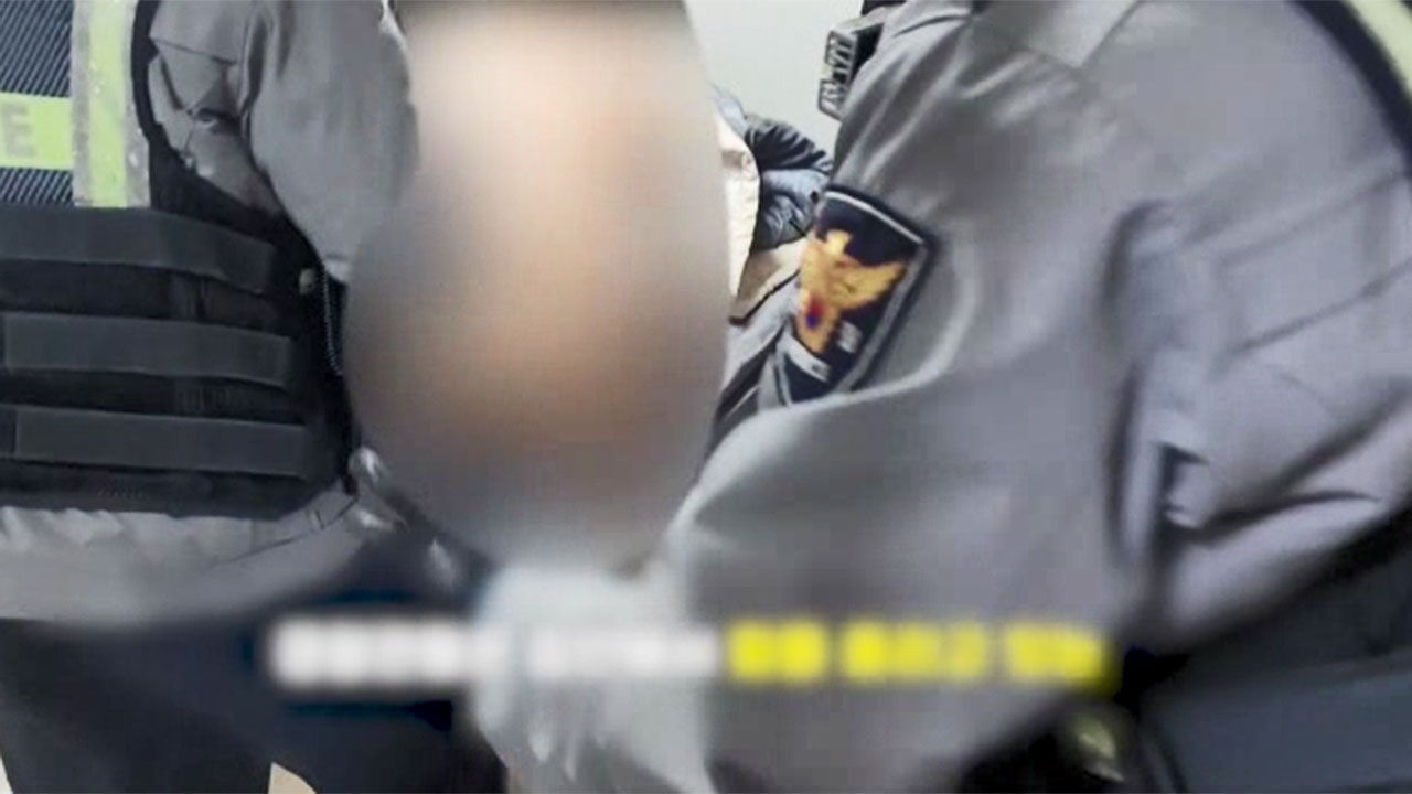 집에서 마약 한 상태로 알몸 소동 일으킨 남성, 경찰