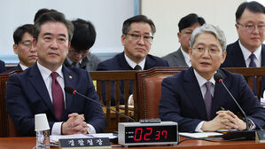 부산청장 "이재명 습격 사건&hellip;범죄 중대성 미흡 판단"