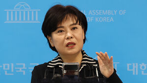 윤희숙 "서울 중&middot;성동갑 출마할 것"&hellip;임종석과 맞대결 가능성
