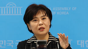 윤희숙, 임종석 '경제 파탄' 비판에 "기본 지식 없어"