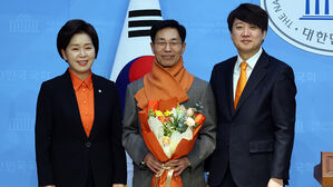 개혁신당-한국의희망 1호 인재영입&hellip;이창한 반도체협회 전 부회장
