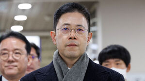 '고발 사주' 의혹 손준성 검사장, 1심 징역 1년