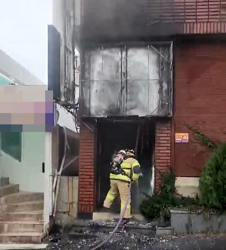 31일 제주시 구좌읍 화재 현장 (사진=제주도 소방안전본부 제공, 연합뉴스)
