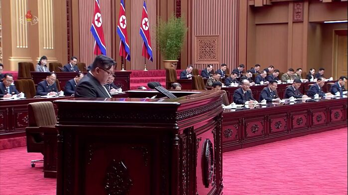 김정은은 최고인민회의에서 '지방발전 20×10 정책'을 제시했다.