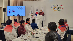 바흐 IOC 위원장 "윤석열 대통령 리더십과 헌신에 감사"