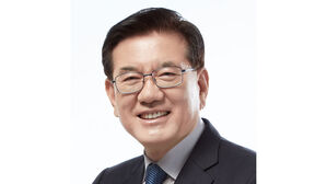 '뇌물수수 혐의' 유덕열 전 구청장, 직권남용 혐의로 또 기소