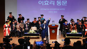 국민대 후배 앞에 선 이효리 "그냥 마음 가는 대로 하라"
