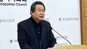 김무성, 국민의힘 공천 신청 철회&hellip;"시스템 공천 정착, 내 역할 끝나"