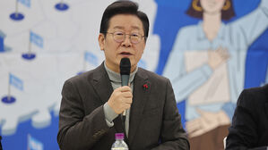 이재명, '돈봉투 의혹' 의원들에 전화&hellip;사법리스크 공천 뇌관 되나