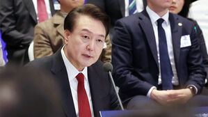 윤 대통령 "과학 수도 대전 리모델링 해야"&hellip;인프라 혁신 예고