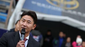 이천수, 원희룡 후원회장으로 출근길 인사