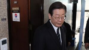 이재명, 단식 노웅래 35분 면담&hellip;"개인 입장 고려 어려워"