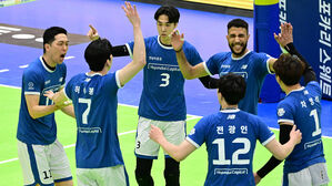 남자 배구 현대캐피탈, 한국전력 꺾고 '준PO' 희망 이어가