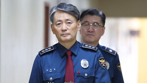 서울경찰청장 "윤 대통령 허위 조작 영상 압수수색"