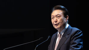 윤 대통령 "국민이 아플 때 제때 치료받는 게 국가의 헌법 책무"