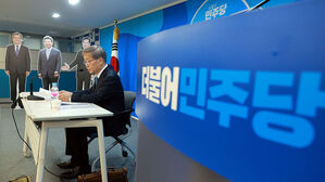 "친명 본선 비명 경선" 민주 공천 갈등 고조&hellip;비명 설훈, 탈당 시사