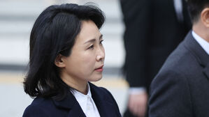 검찰 "법카로 식사 제공"&hellip;김혜경 "법카인지 몰랐다"